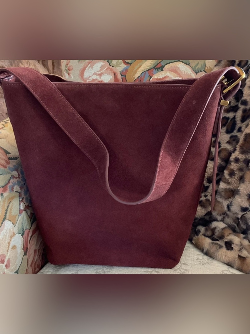 Suede Bucket Shoulder Bag in Wine Red